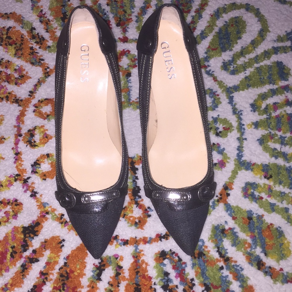 Guess pointy toe heels